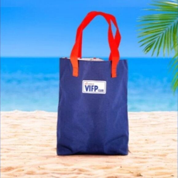 NEW Carnival Cruise Line Blue VIFP Club Tote Pool Beach Bag Diamond Guest Gift - Picture 1 of 14